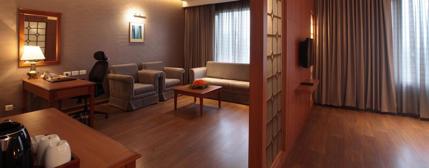 Monsoon Empress Kochi Hotel Exterior foto