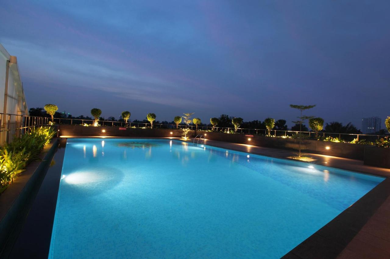 Monsoon Empress Kochi Hotel Exterior foto